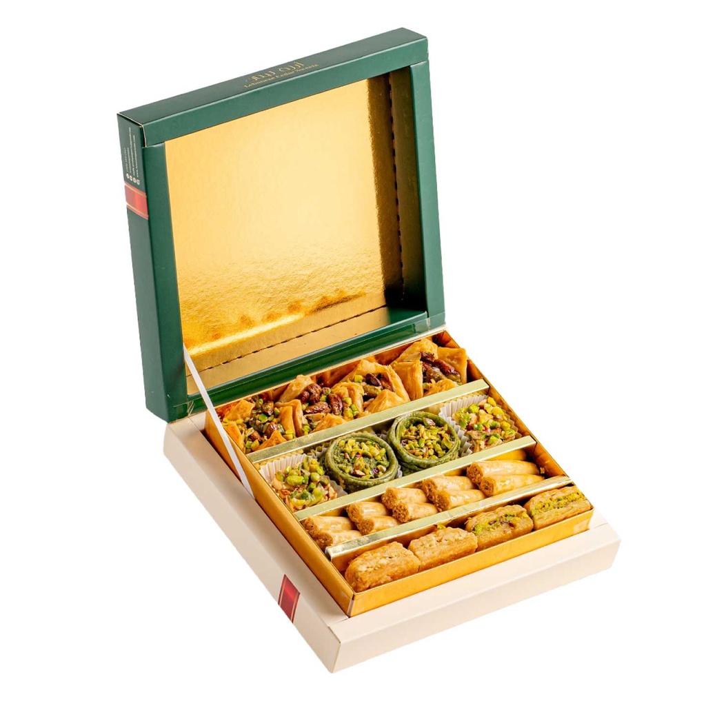 Pâtisserie Orientale (Cèdre du Liban, Baklawa Mixte, 150 gm, 18 Pièces)
